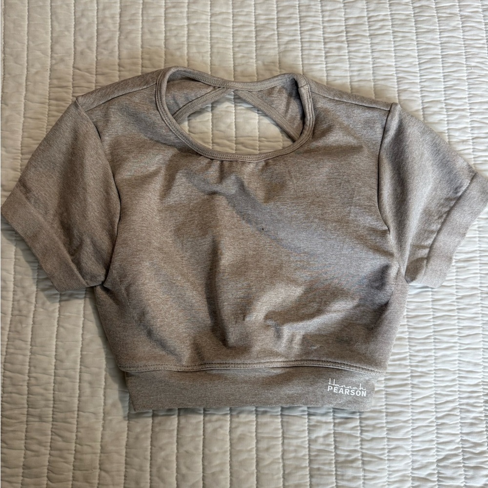DFYNE Hannah Pearson Cropped T-shirt